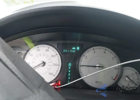 2005 Chrysler 300 Touring z USA, uszkodzony, nr VIN 2C3JA53G15H594533